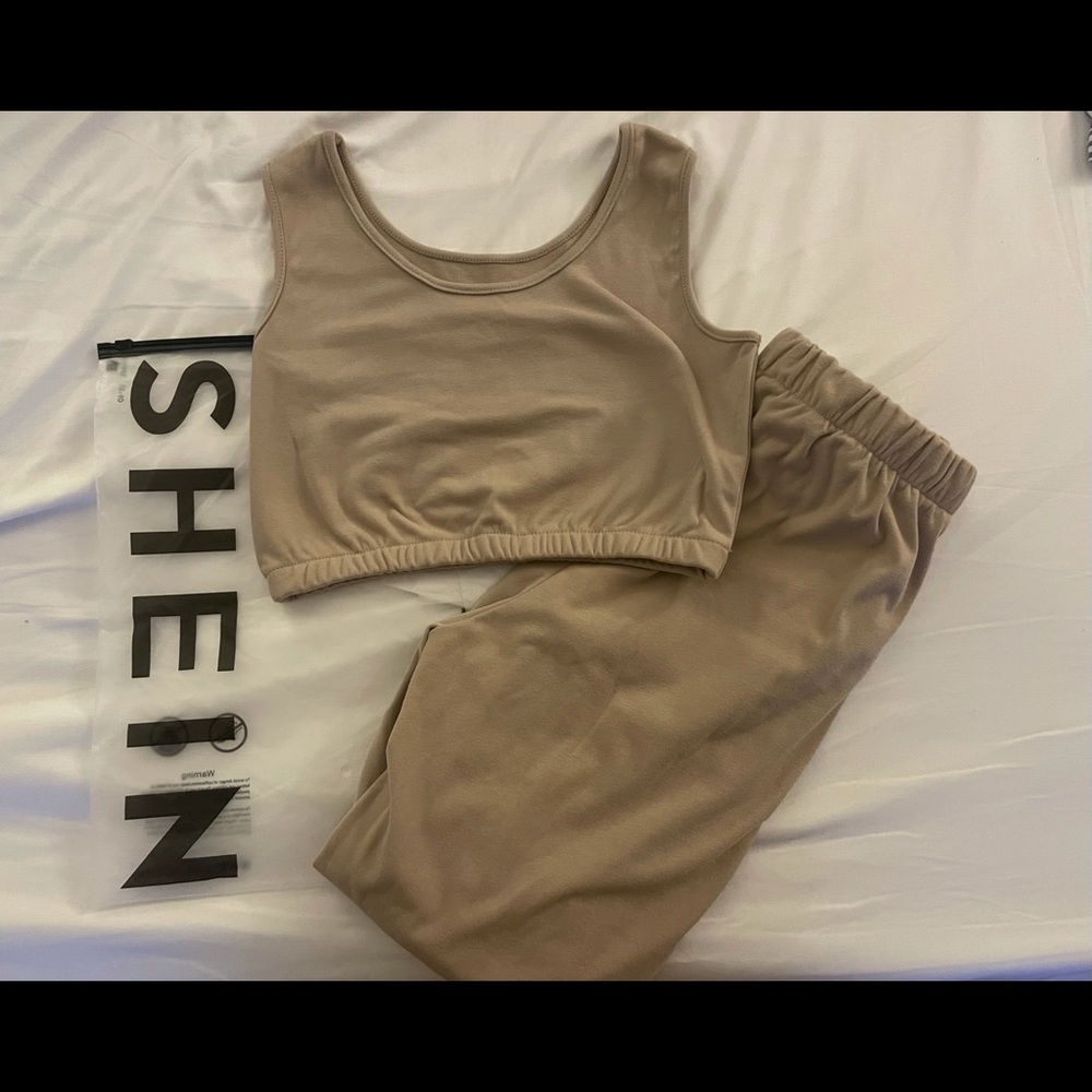 Tank Top & Joggers Lounge Set